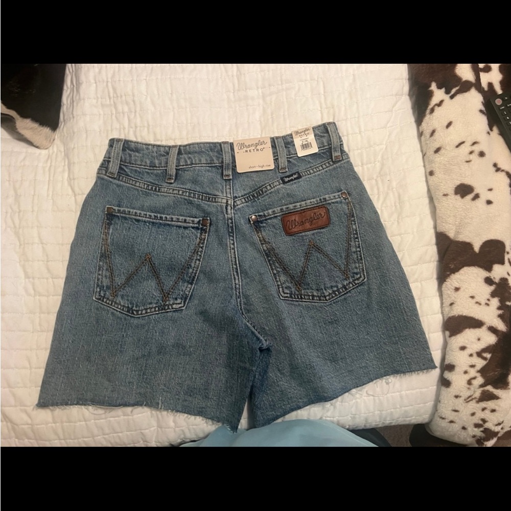 Wrangler High Rise Shorts